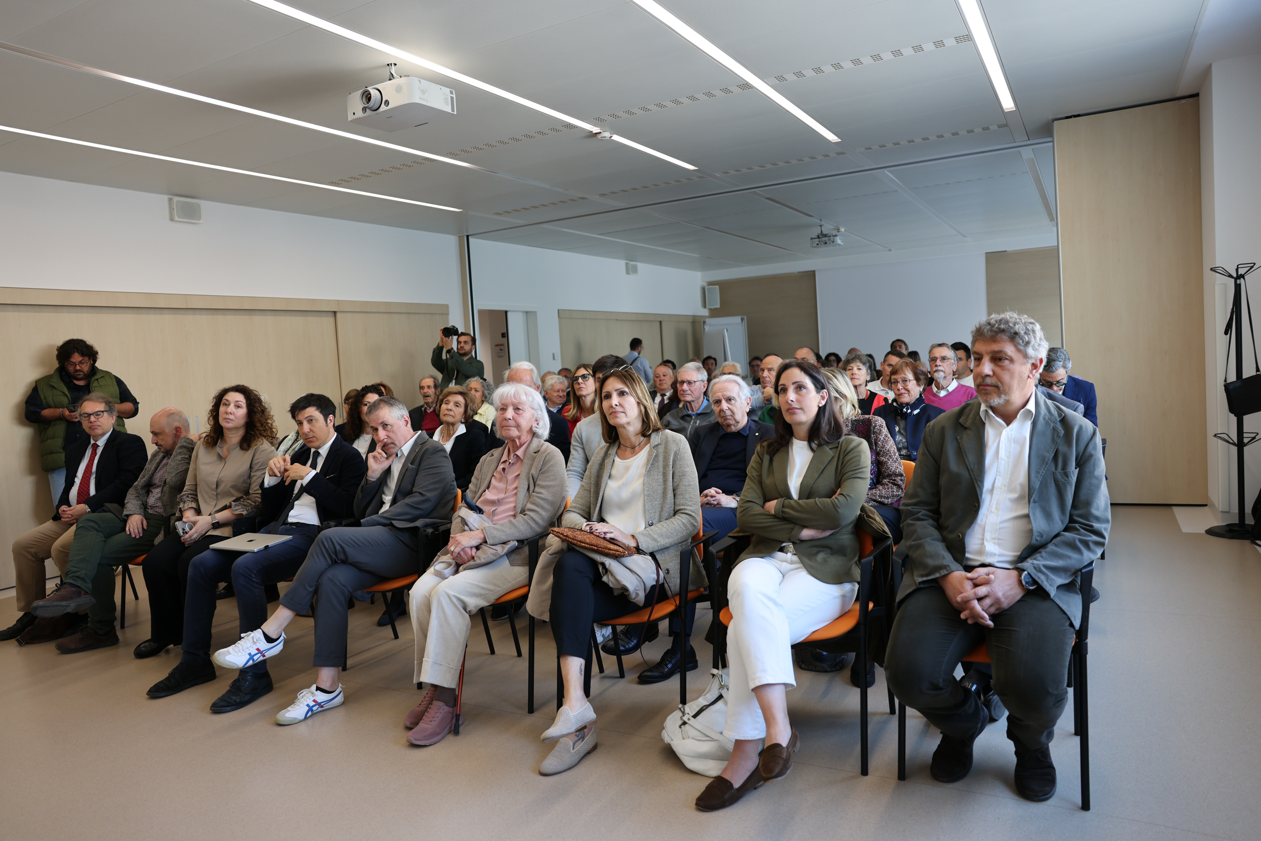 intitolazione sala conferenze protonterapia