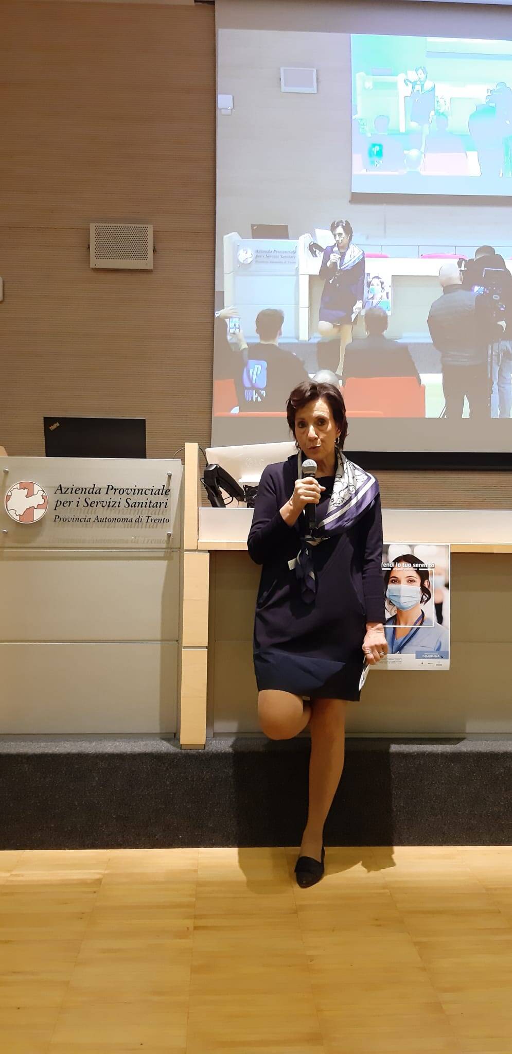 Immagine: conferenza stampa vaccinazione antinfluenzale zuccali.jpeg Creative Commons Attributon–ShareAlike 4.0 International (CC BY-SA 4.0)