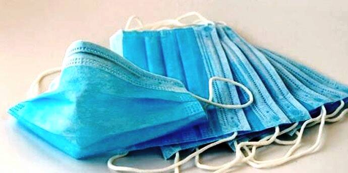 Immagine: mascherine-chirurgiche-.jpg Creative Commons Attributon–ShareAlike 4.0 International (CC BY-SA 4.0)