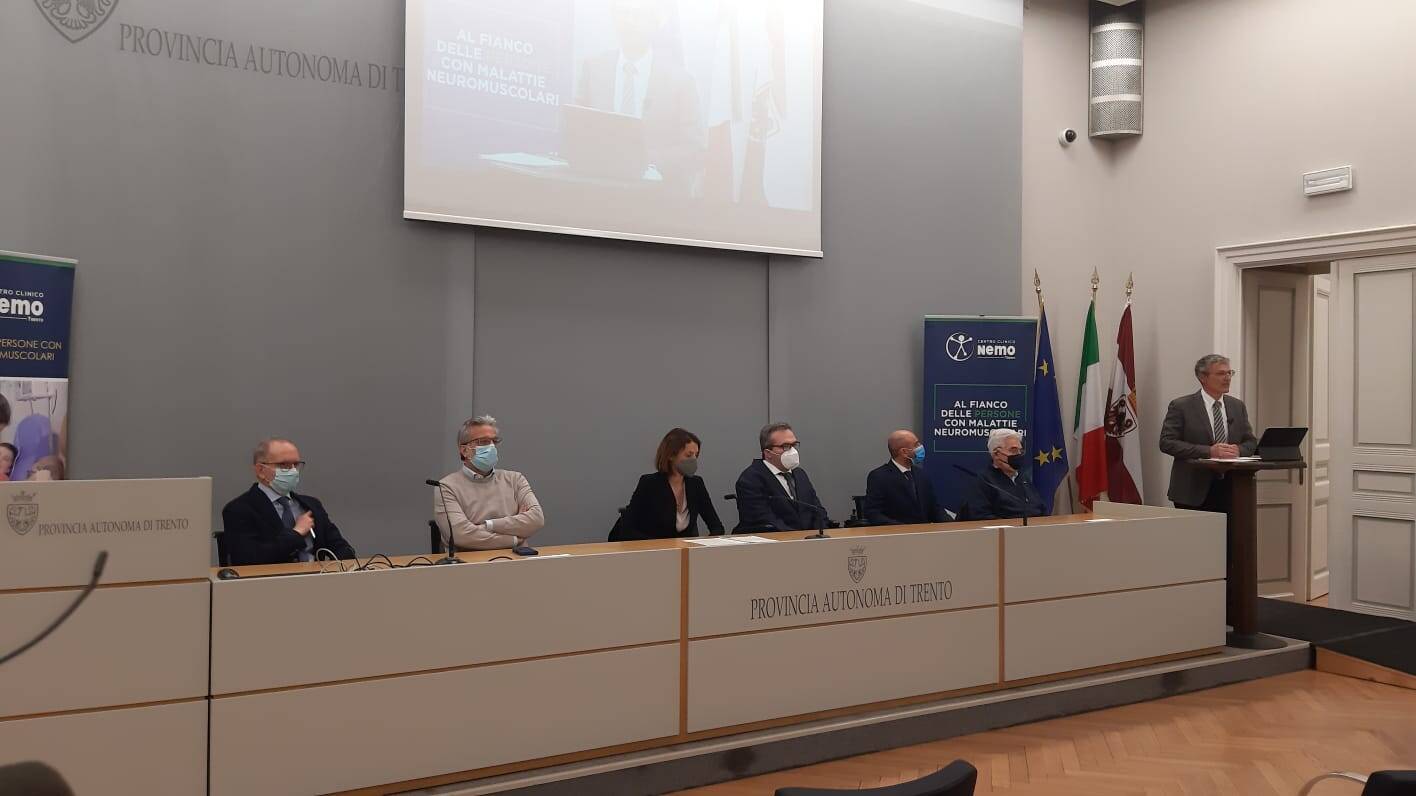 Immagine: Tavolo Relatori - da sx Benetollo_Brunori_Segnana_Fontana_Zuccarino_Borzaga.jpeg Creative Commons Attributon–ShareAlike 4.0 International (CC BY-SA 4.0)