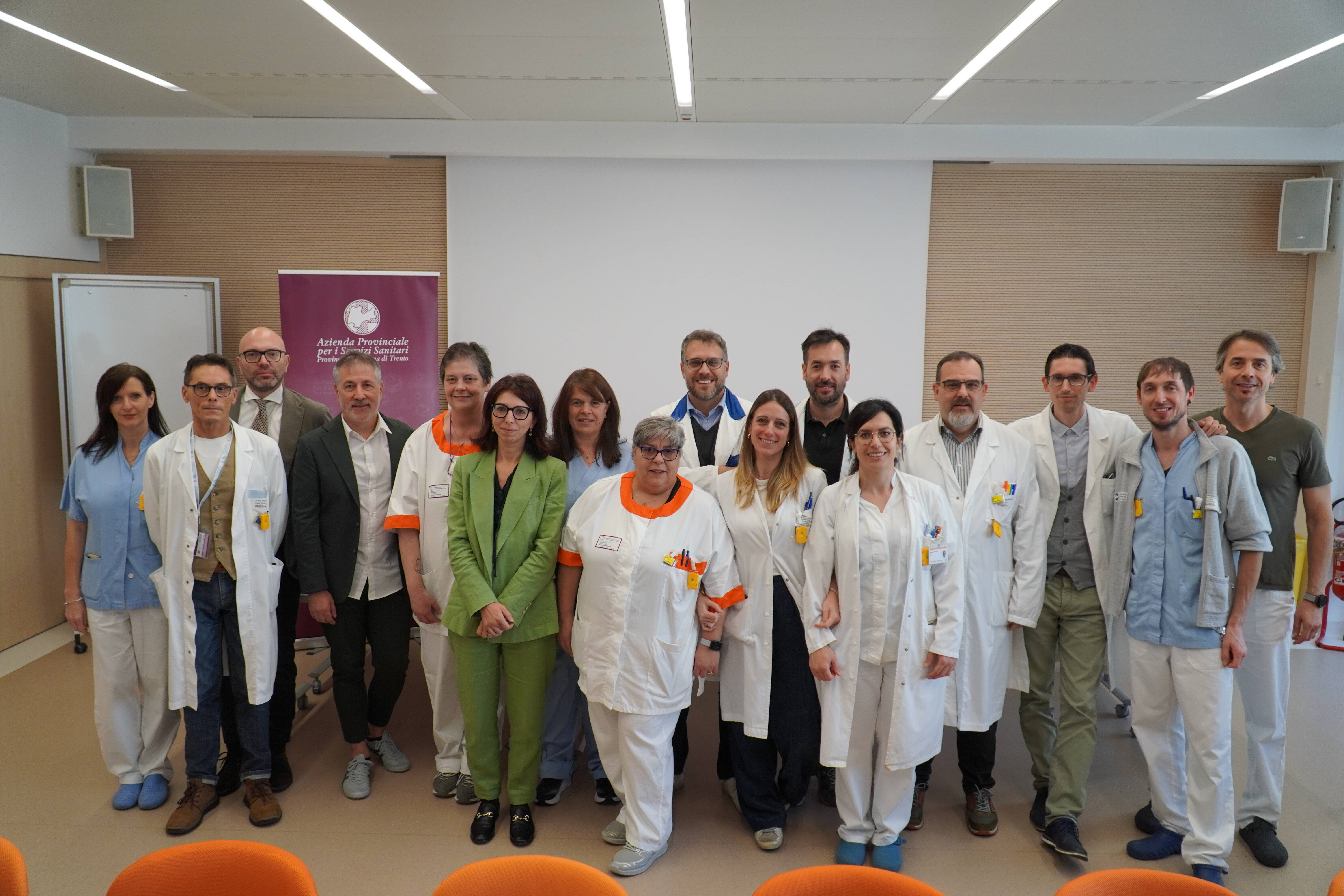 Immagine: Professionisti della proton.JPG Creative Commons Attributon–ShareAlike 4.0 International (CC BY-SA 4.0)