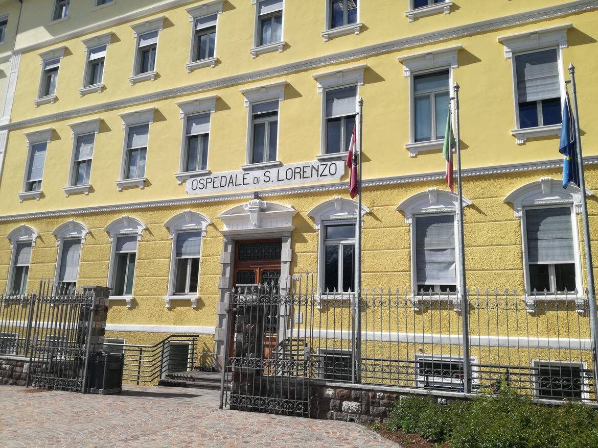 Immagine: ospedale-San-Lorenzo-di-Borgo-Valsugana (1).jpg Creative Commons Attributon–ShareAlike 4.0 International (CC BY-SA 4.0)