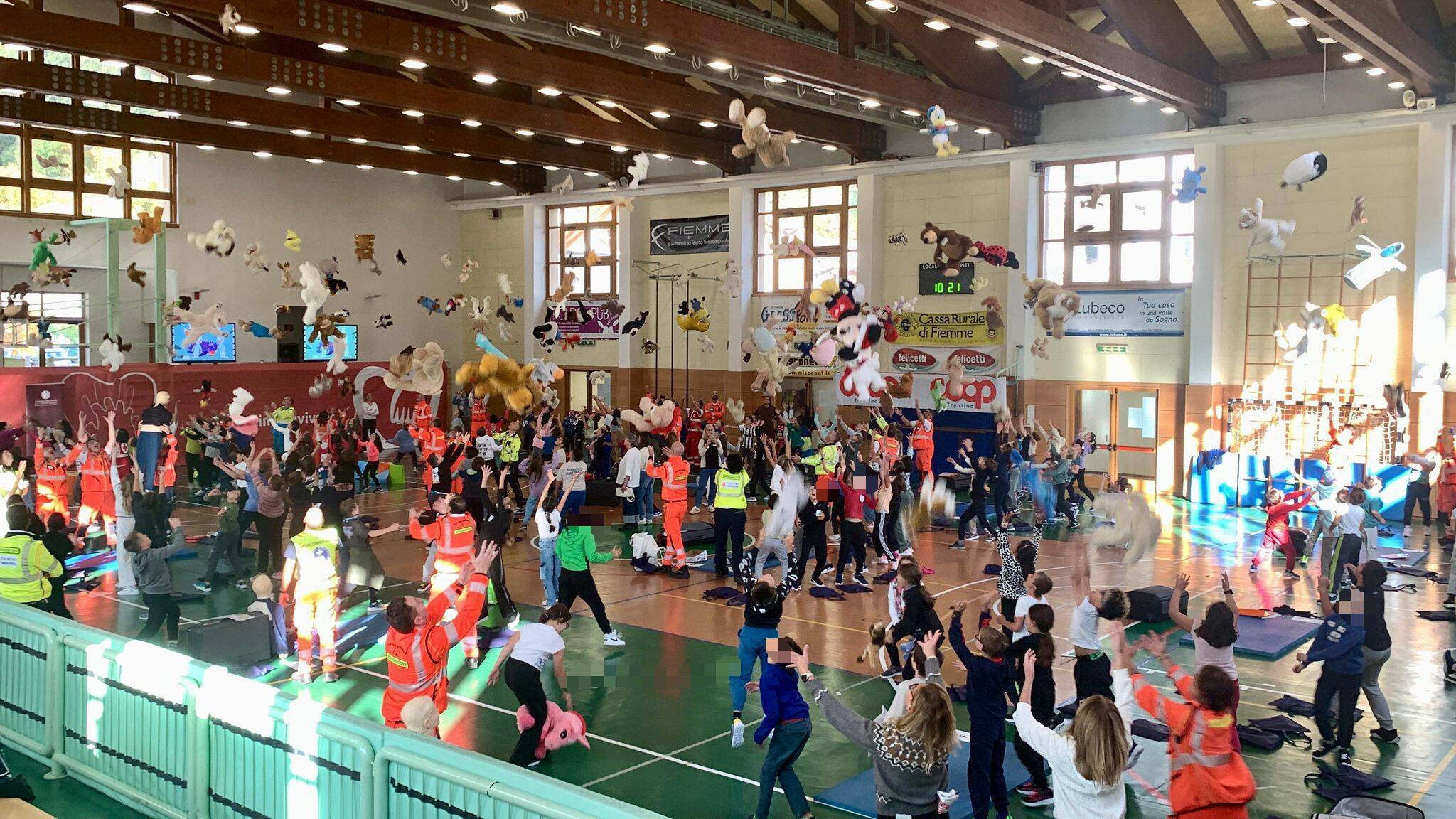 Immagine: Mass training 3.jpeg Creative Commons Attributon–ShareAlike 4.0 International (CC BY-SA 4.0)