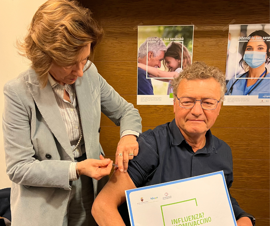 Immagine: Vaccinazione dir. gen. Ferro.png.png Creative Commons Attributon–ShareAlike 4.0 International (CC BY-SA 4.0)