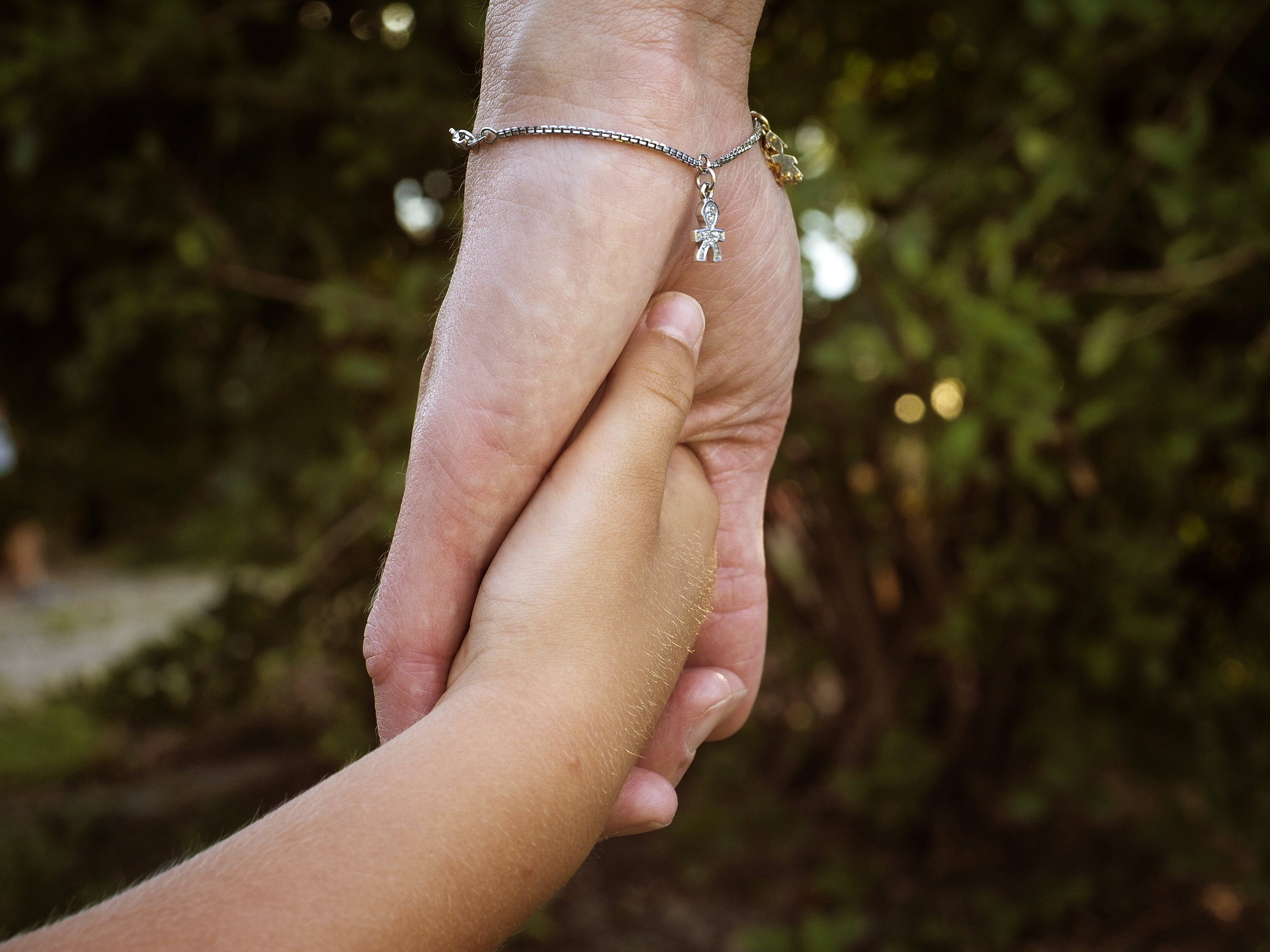 Immagine: mani.JPG Creative Commons Attributon–ShareAlike 4.0 International (CC BY-SA 4.0)