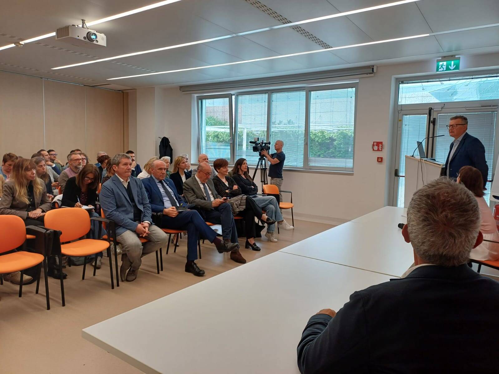 Immagine: presentazione centro crisi adolescenti e csm h24 arco.jpeg Creative Commons Attributon–ShareAlike 4.0 International (CC BY-SA 4.0)